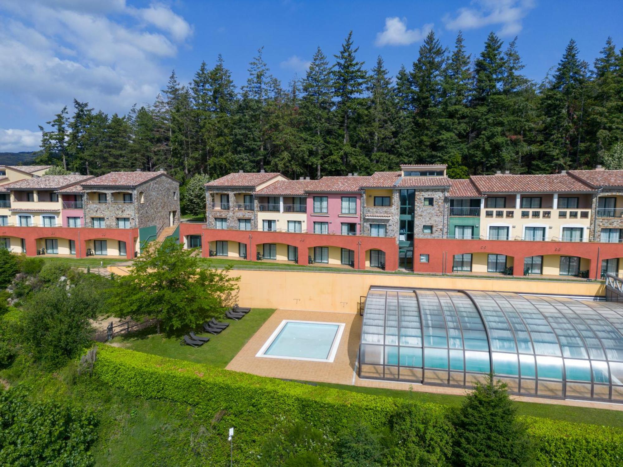Vilar Rural De Sant Hilari Sacalm By Serhs Hotels Exterior photo